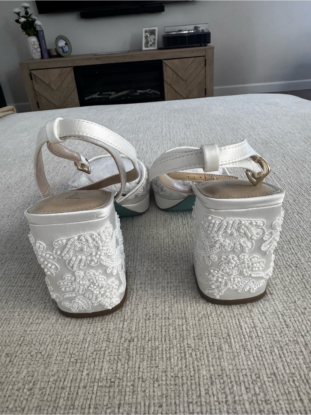 Betsey Johnson Junie Ivory Heels - Picture 3 of 4